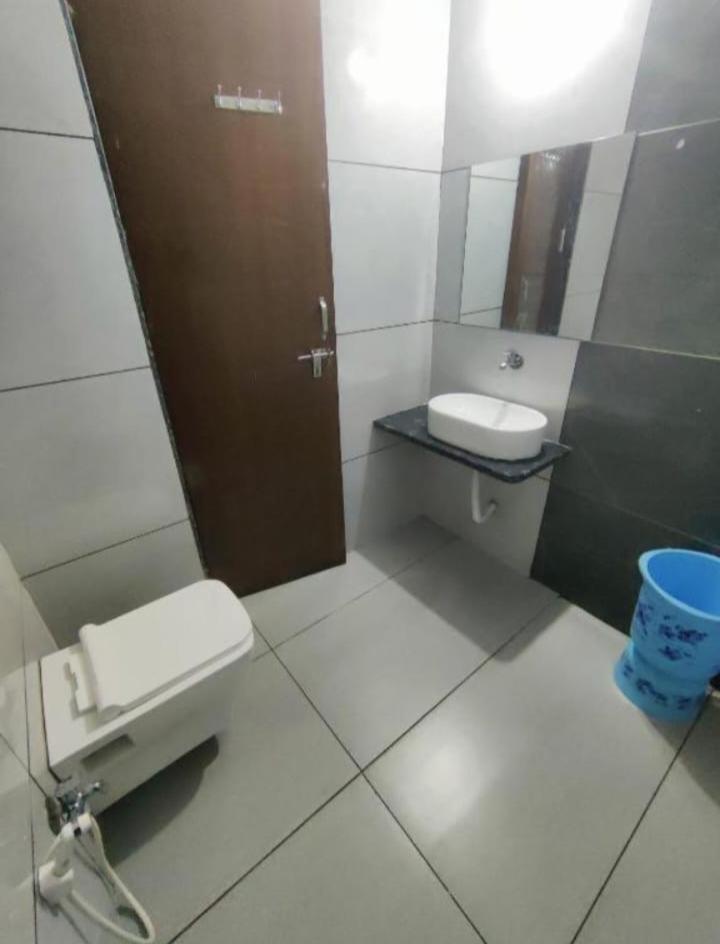 Hotel Shree Sai Shirdi Eksteriør bilde